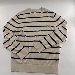 GAP Men’s Novelty Feeder Off White Black Striped Crewneck Sweater Large